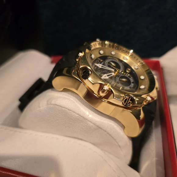 Invicta Gold and Black Chronograph Watch - Picture 4 of 6